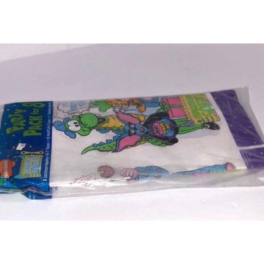 Vintage Eureeka’s Castle table cover only B36